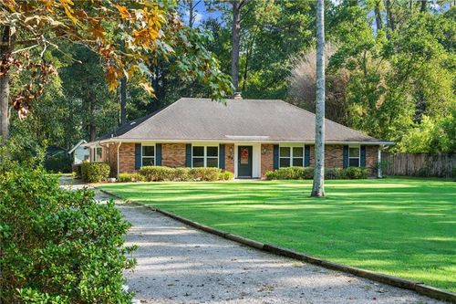 93 N Dogwood Dr, Covington, LA, 70433-9182 | Card Image