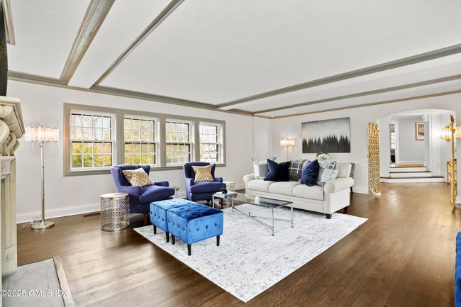 Living Room | Image 6