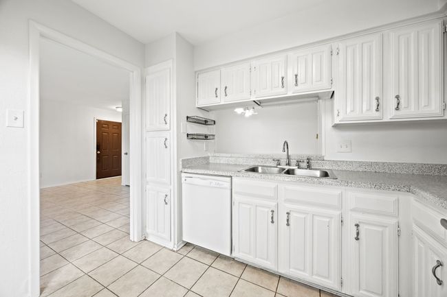 APT-35B - 333 Melrose Dr, Condo with 2 bedrooms, 3 bathrooms and null parking in Richardson TX | Image 7