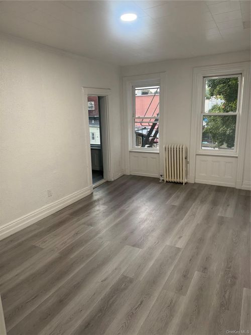2-255 Ridgewood, New York, NY, 11208 | Card Image