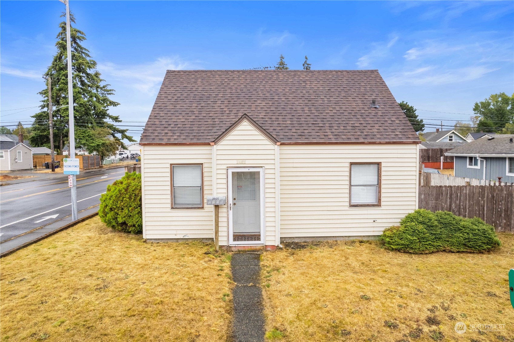 Monroe St, Tacoma, WA 98409