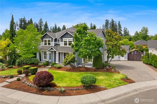 18720 33rd Ave Se, Bothell, WA, 98012-8832 | Card Image