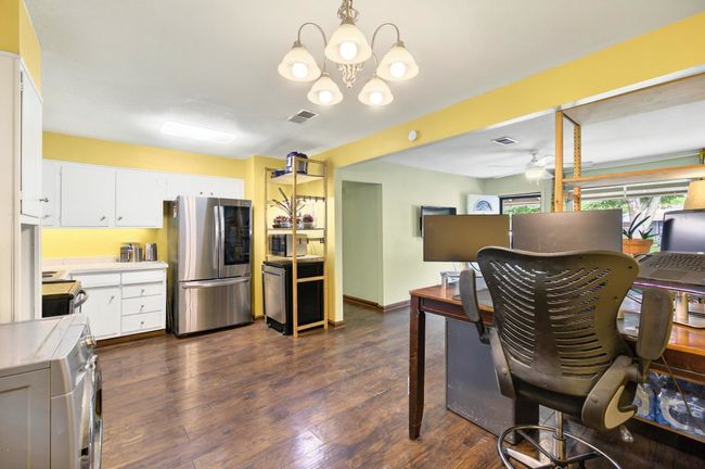 7932 Tumbleweed Trl, House other with 3 bedrooms, 1 bathrooms and null parking in White Settlement TX | Image 7