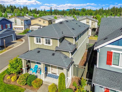 31927 Tolmie Ln, Black Diamond, WA, 98010-5047 | Card Image