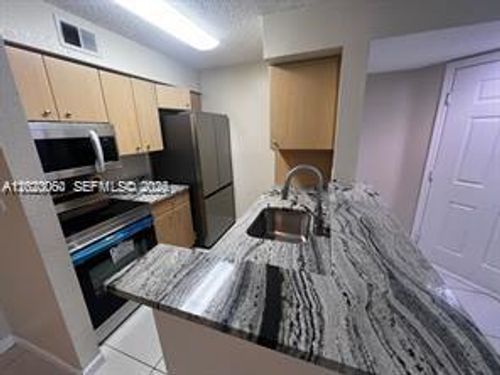 7109-2946 S University Dr, Davie, FL, 33328-1456 | Card Image