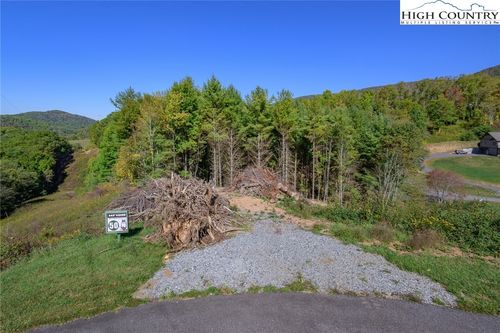 50 Fox Pt, Banner Elk, NC, 28604 | Card Image