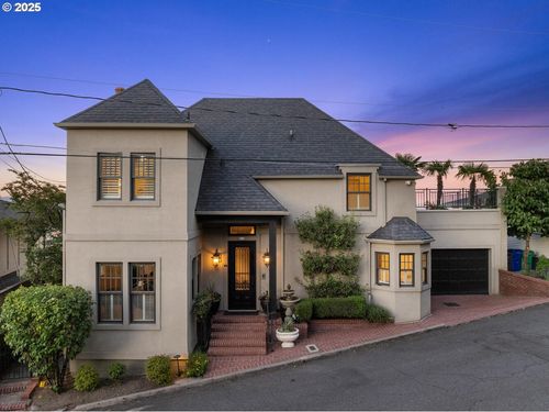 418 Nw Albemarle Ter, Portland, OR, 97210-3360 | Card Image