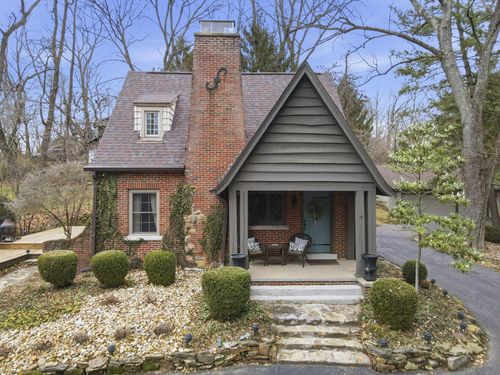17 Red Bud Ln, Lancaster, OH, 43130-1068 | Card Image