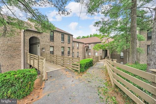 2 Fairway Rd, READING, PA, 19607 | Card Image