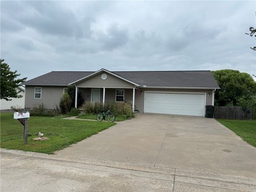 1306 Sunset Blvd, Berryville, AR, 72616-8823 | Card Image