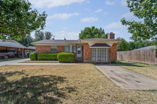 4518 Moler St, Dallas, TX, 75211-6403 | Card Image