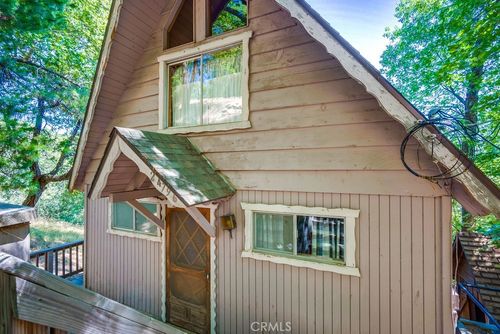 24796 Edelwiess Dr, Crestline, CA, 92325-9565 | Card Image