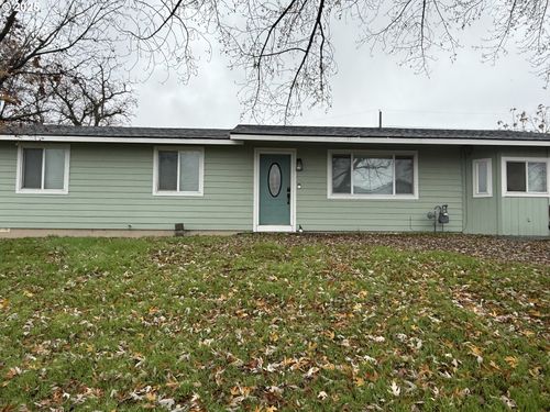 1021 Carolina Rd, Umatilla, OR, 97882-9805 | Card Image