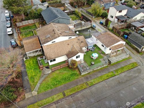 5402 S Cloverdale St, Seattle, WA, 98118-4715 | Card Image