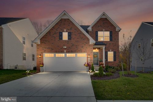 15542 Twin River Cir, BOWIE, MD, 20716-3572 | Card Image