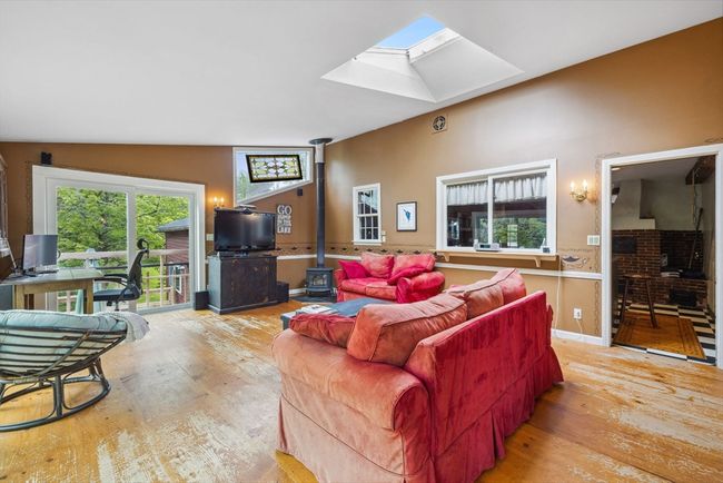 37 High St, House other with 4 bedrooms, 4 bathrooms and 10 parking in Bradford NH | Image 10