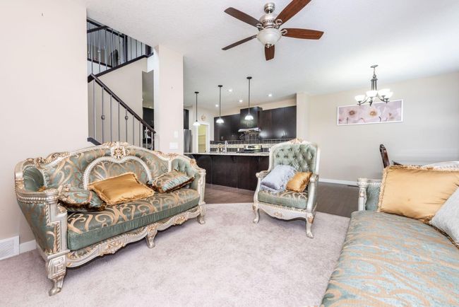 134 Skyview Ranch St Ne, House other with 5 bedrooms, 4 bathrooms and 4 parking in Calgary AB | Image 5