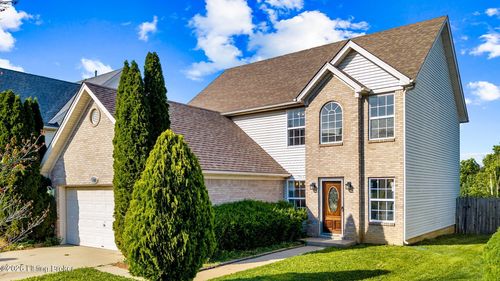 5001 Middlesex Dr, Louisville, KY, 40245 | Card Image
