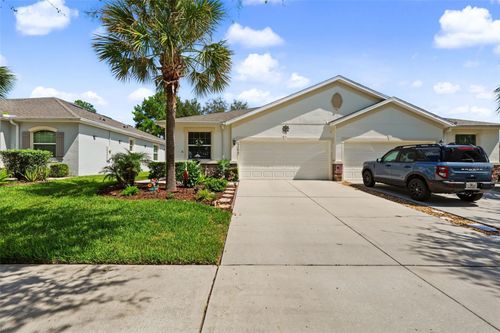 33067 Windelstraw Dr, WESLEY CHAPEL, FL, 33545-9135 | Card Image