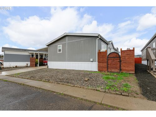 222 Nw Broc Dr, Winston, OR, 97496-6504 | Card Image