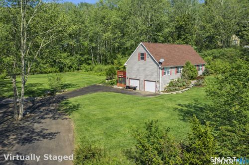 133 White Deer Rocks Rd, Woodbury, CT, 06798-3502 | Card Image