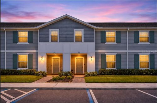 926 Paradise Dr, DAVENPORT, FL, 33897 | Card Image