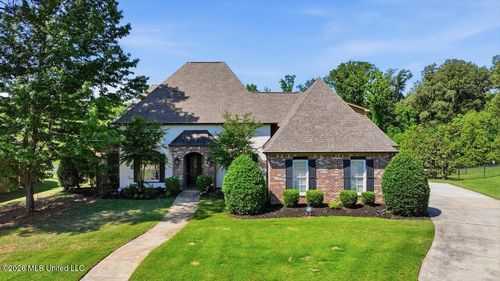 319 Buckingham Court, Ridgeland, MS, 39157 | Card Image
