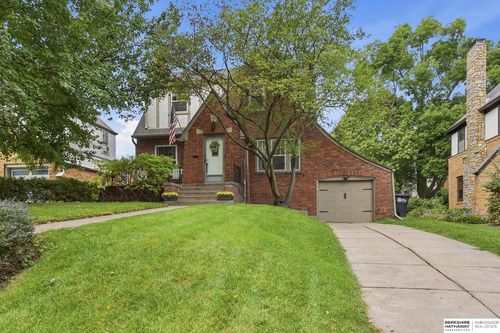 2036 N 53rd St, Omaha, NE, 68104-4230 | Card Image