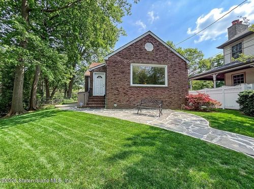 125 Sea Gate Road, Staten Island, NY, 10305 | Card Image