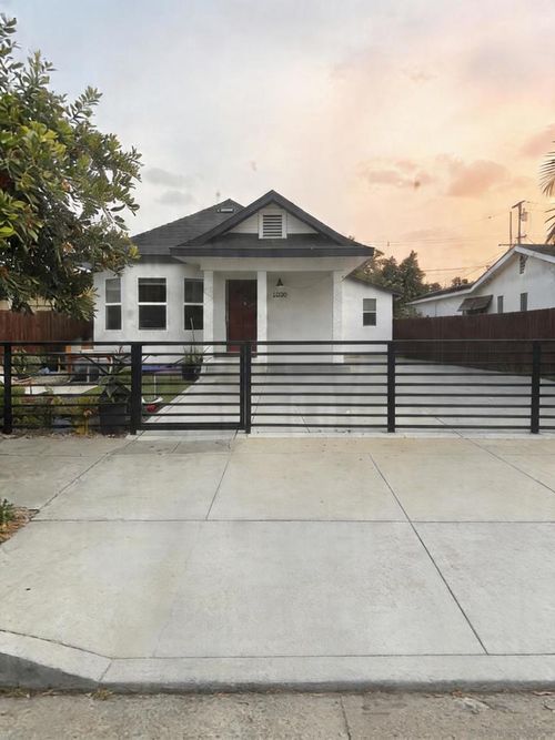 3050 K St, San Diego, CA, 92102-4134 | Card Image