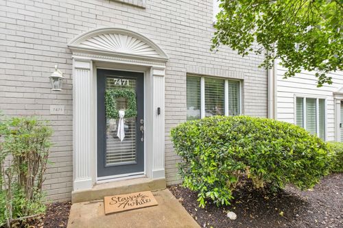 7471 Germantown Sq, Germantown, TN, 38138 | Card Image