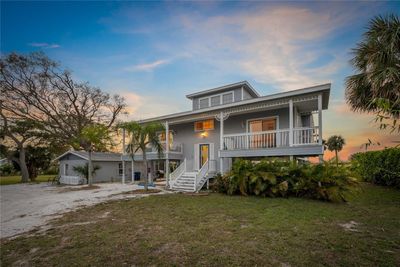 780 S Mccall Road, House other with 5 bedrooms, 3 bathrooms and null parking in Englewood FL | Image 2