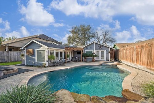 1423 Richelieu Ln, Houston, TX, 77018-1830 | Card Image