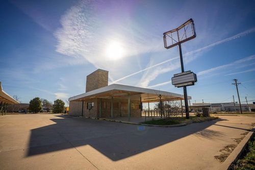 100 N Main St, Eden, TX, 76837-3019 | Card Image