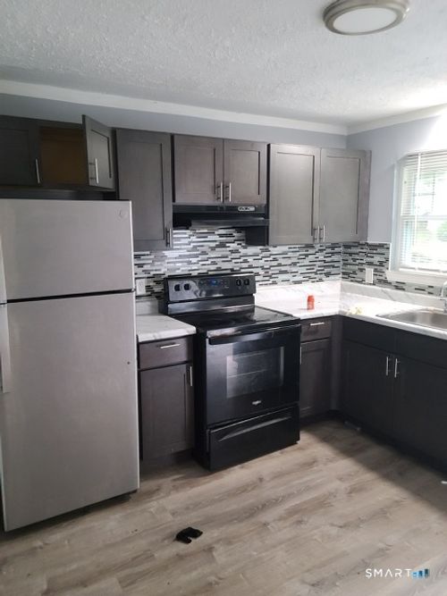 apt-d-50 Angel Dr, Waterbury, CT, 06708-1213 | Card Image