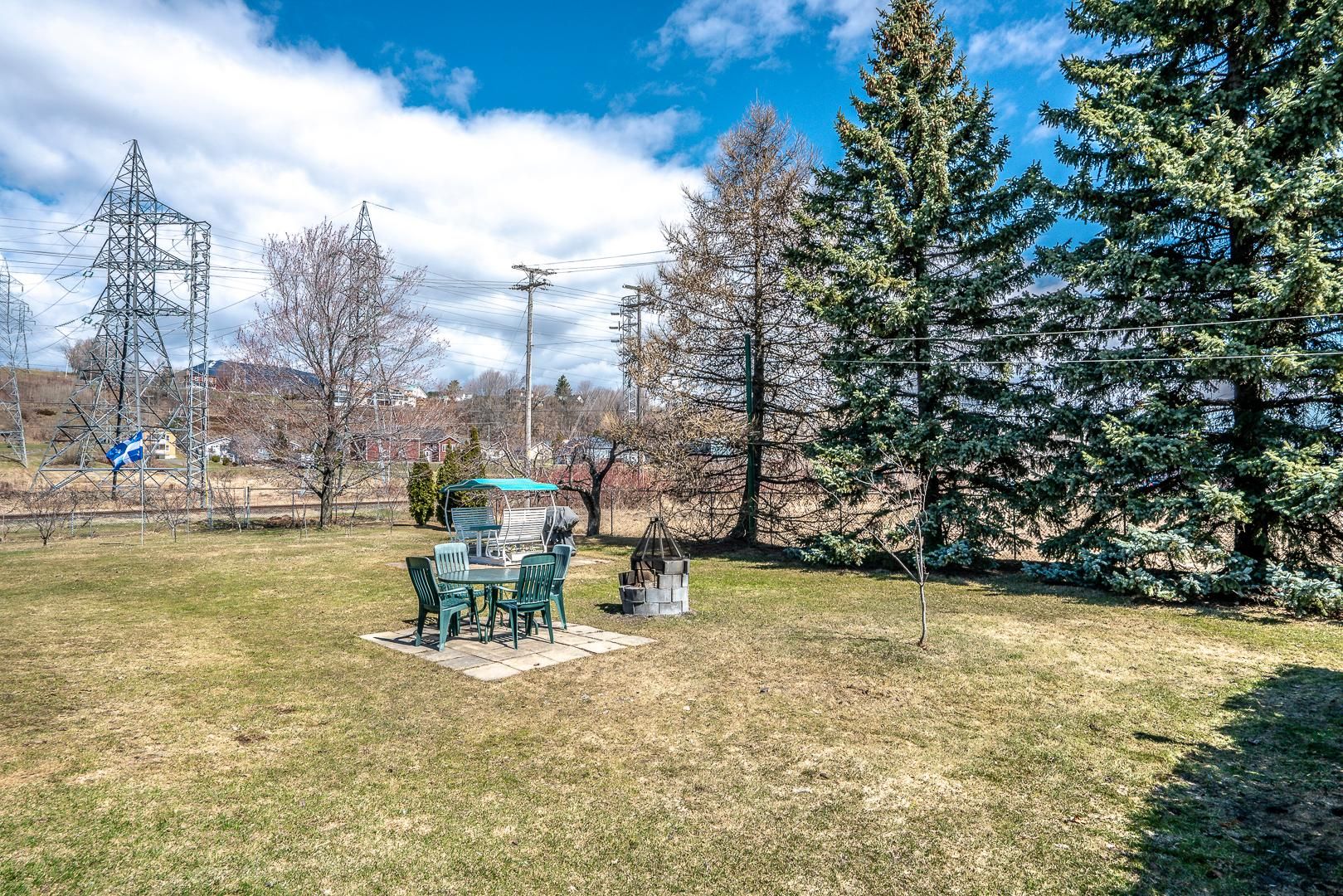 Residential in Sainte-Anne-de-Beaupré 3