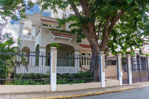 655 Calle Concordia, San Juan, PR, 00907-3510 | Card Image