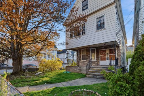 313 Avenue B, Bayonne, NJ, 07002 | Card Image