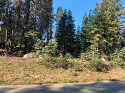 57594 Silver Tip Dr, Springville, CA, 93265-9160 | Card Image