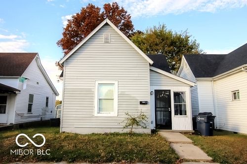 1302 E St, Elwood, IN, 46036-2336 | Card Image