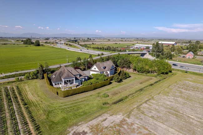 5800 28 Avenue, House other with 4 bedrooms, 2 bathrooms and 5 parking in Delta BC | Image 5
