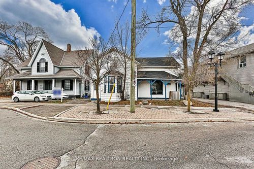 unit-b-475 D'Arcy Street, Newmarket, ON, L3Y1M9 | Card Image