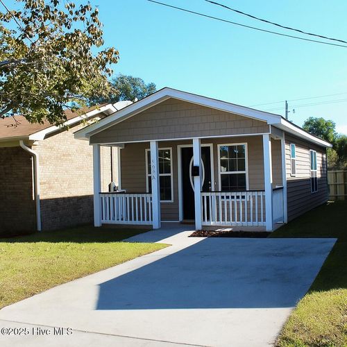 a-215 Gores Row, Wilmington, NC, 28401-4837 | Card Image