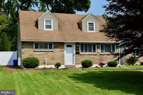 2419 Secane Rd, SECANE, PA, 19018-2813 | Card Image