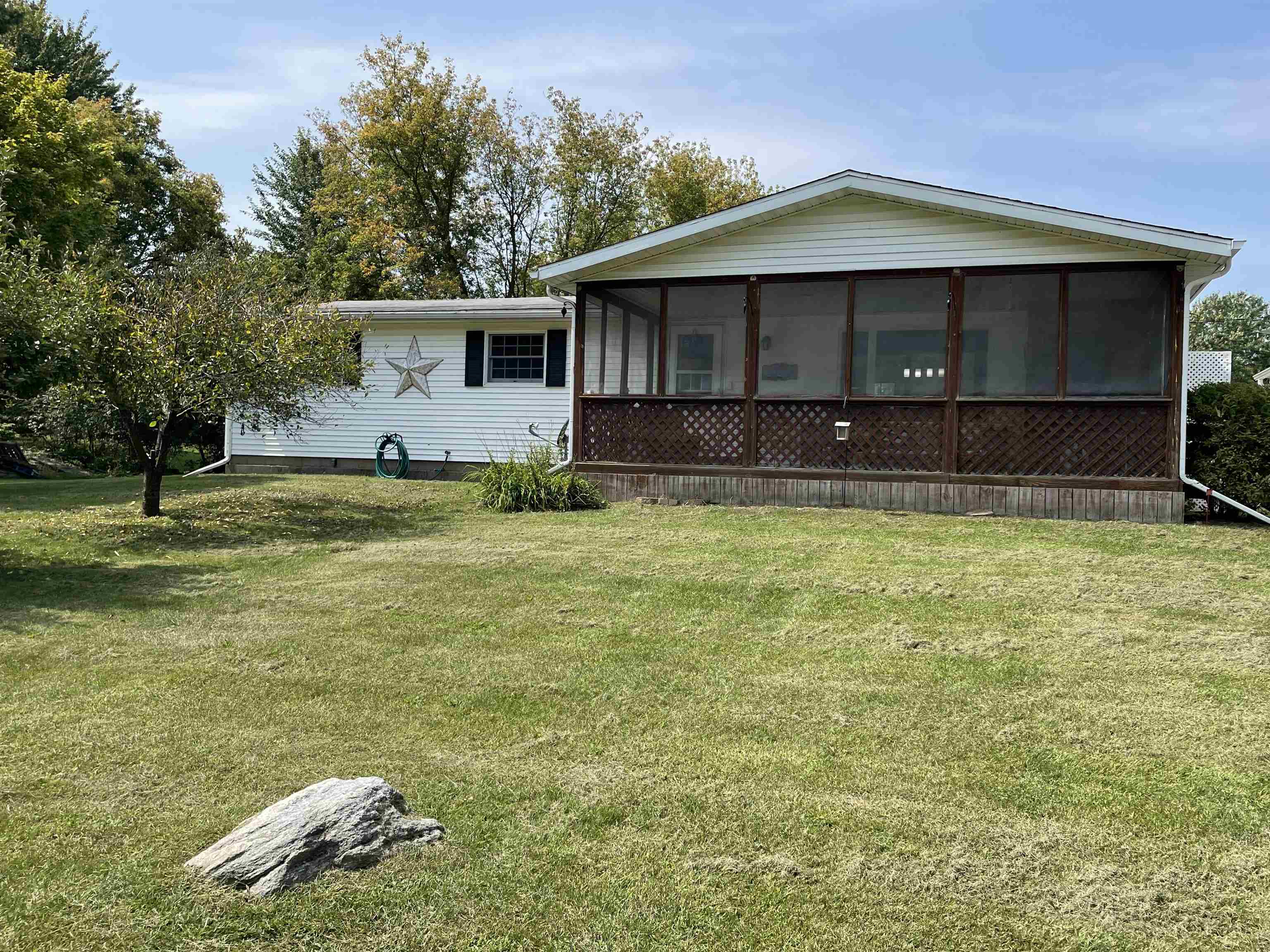 Euclid St, Saint Louis, MI 48880
