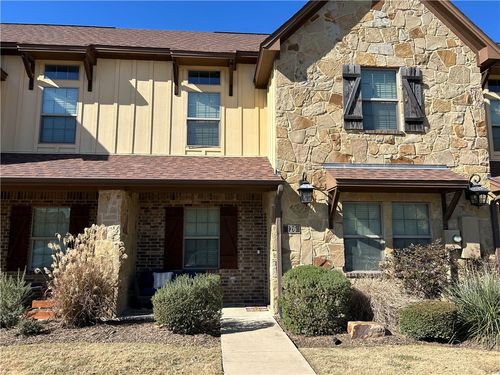 3318 Travis Cole Ave, College Station, TX, 77845-1221 | Card Image