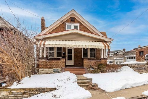 3224 Bookman Ave, Brentwood, PA, 15227-2436 | Card Image