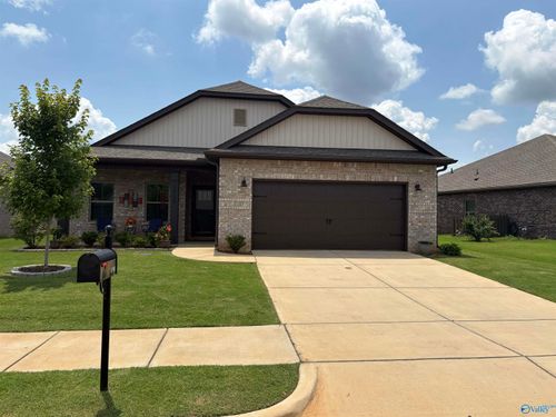 14598 Willow Rose Ln, Athens, AL, 35613-8722 | Card Image