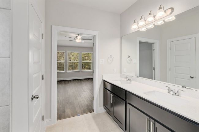 20809 Peacemaker Trl, House other with 3 bedrooms, 2 bathrooms and 4 parking in Lago Vista TX | Image 17