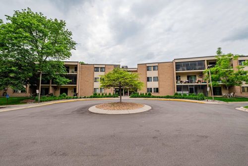 apt-315-11160 Anderson Lakes Pkwy, Eden Prairie, MN, 55344-4172 | Card Image